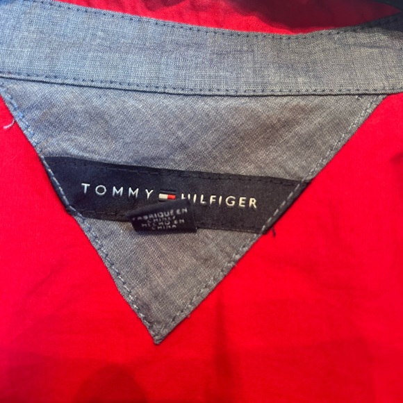 Red Tommy Hilfiger button up love you more Valentine’s Day shirt medium - Picture 3 of 5